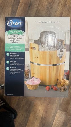 Oster 4-Quart Wooden Bucket Ice Cream Maker FRSTIC-WDB