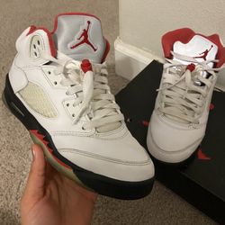 Jordan 5 Retro (Fire Red) Size 5.5Y