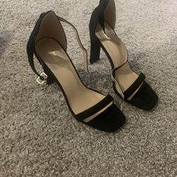Black Suede Chunky Heel Size 8.5
