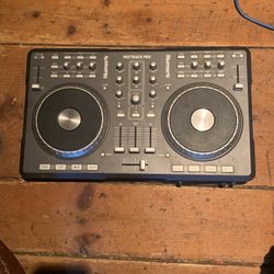 Numark mixtrack
