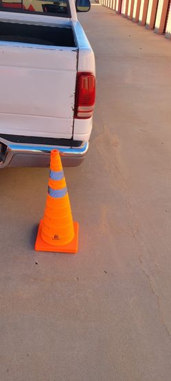 Collapsible Safety road cones. 18"&28" Tall