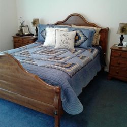 HIGH END DISTRESSED WOOD ROYAL COTTAGE STYLE QUEEN BEDROOM SET 