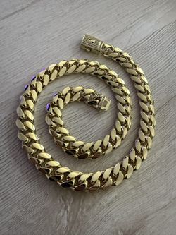 LIFETIME WARRANTY • 14K GOLD BOND • GUARANTEED TO NEVER FADE