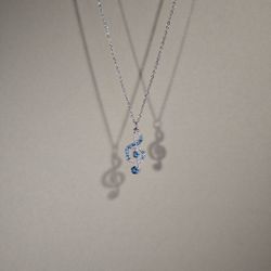 SilverDiamondNote Necklace