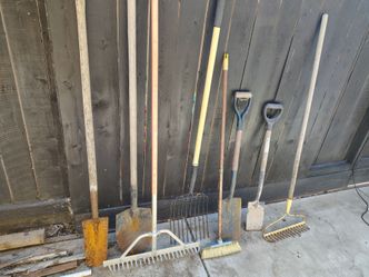 Hand tools Yard landscaping gardening