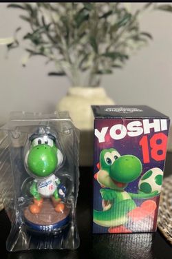 Yoshi Dodgers Bobblehead