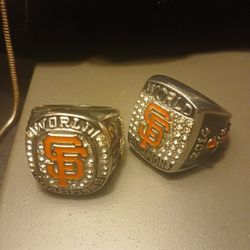 MLB SF GIANTS WORLD CHAMPIONSHIP RINGS (2)  