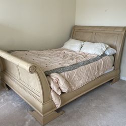 Broyhill Signature Series White Oak Bedroom Set