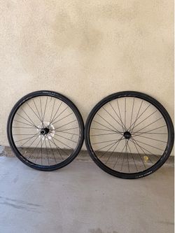 Shimano RS Road Bike Set (NEW)