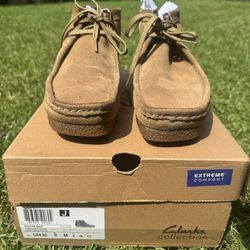 Clarks Wallabees Boot Suede Size 9