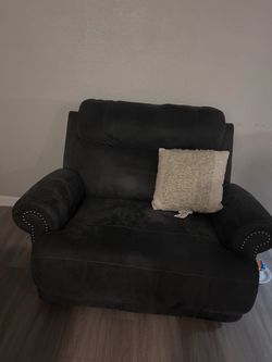 2 couches for sale