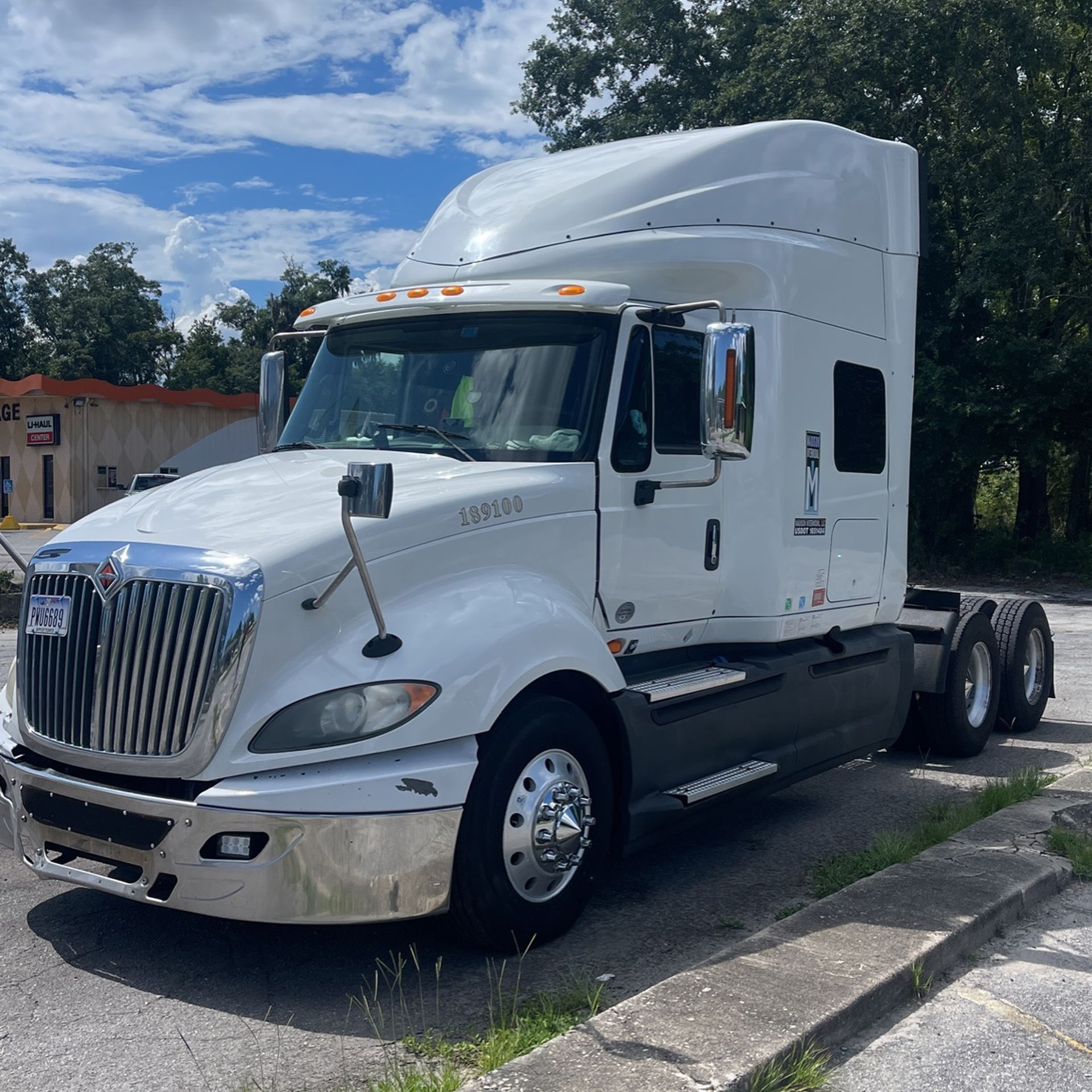 Tractor   2016 International Prostar   Cummings Engine