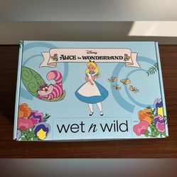 Alice In Wonderland Makeup Collection 