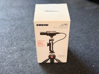 Shure MV88+ Video Kit microphone and tripod