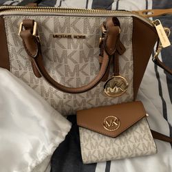MK PURSE AND WALLET $225