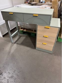 Green Makeup Vanity Table with 5-Drawers, Small Corner Dressing Table for Bedroom