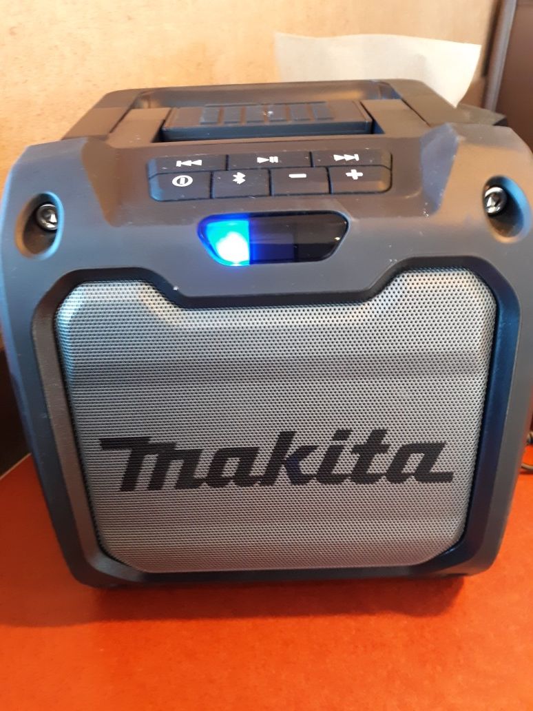 Makita bluetooth speaker