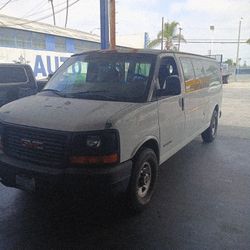 2003 GMC Savana