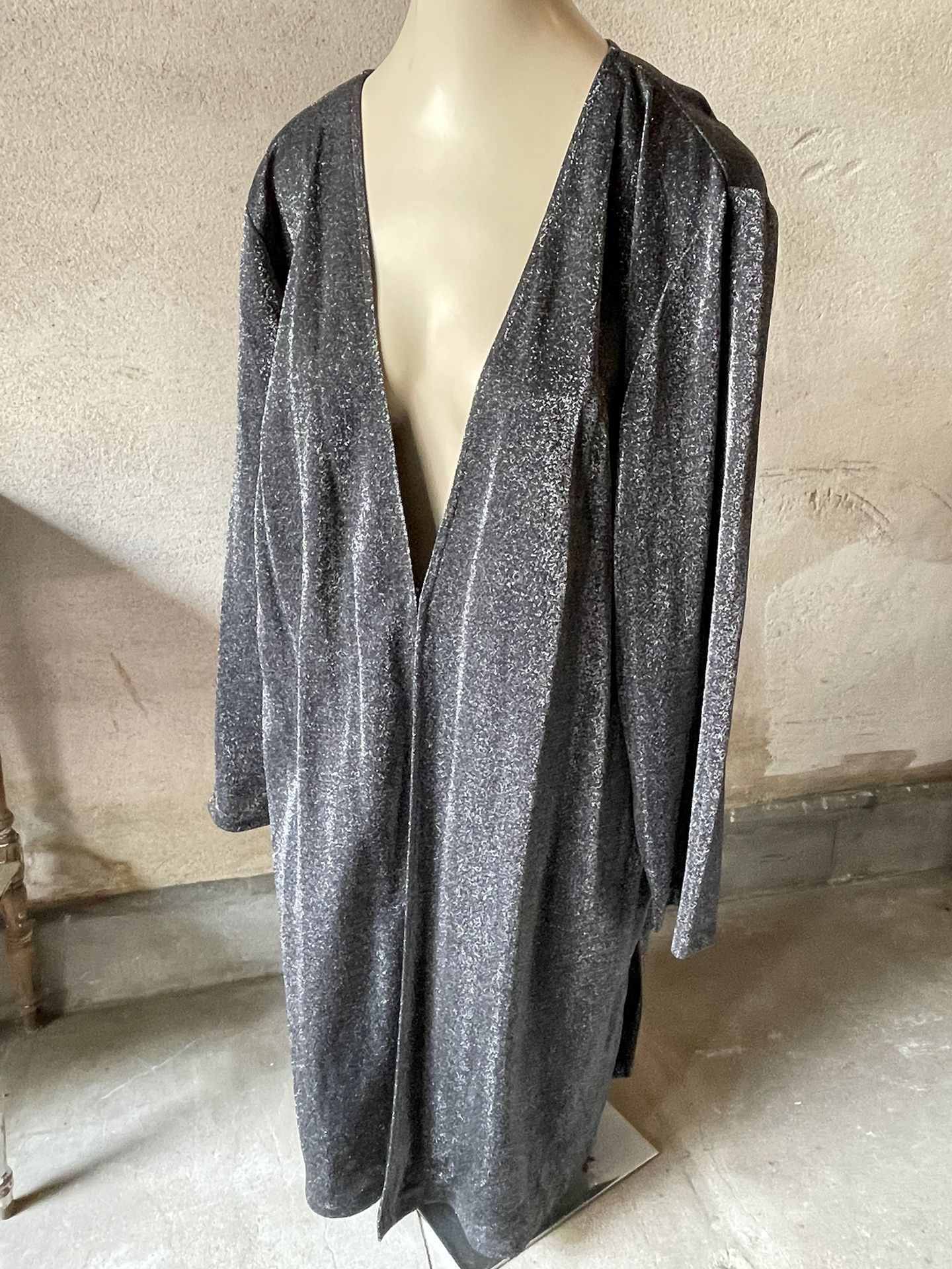 Unique Black Sparkle Long-Sleeved Festival Robe