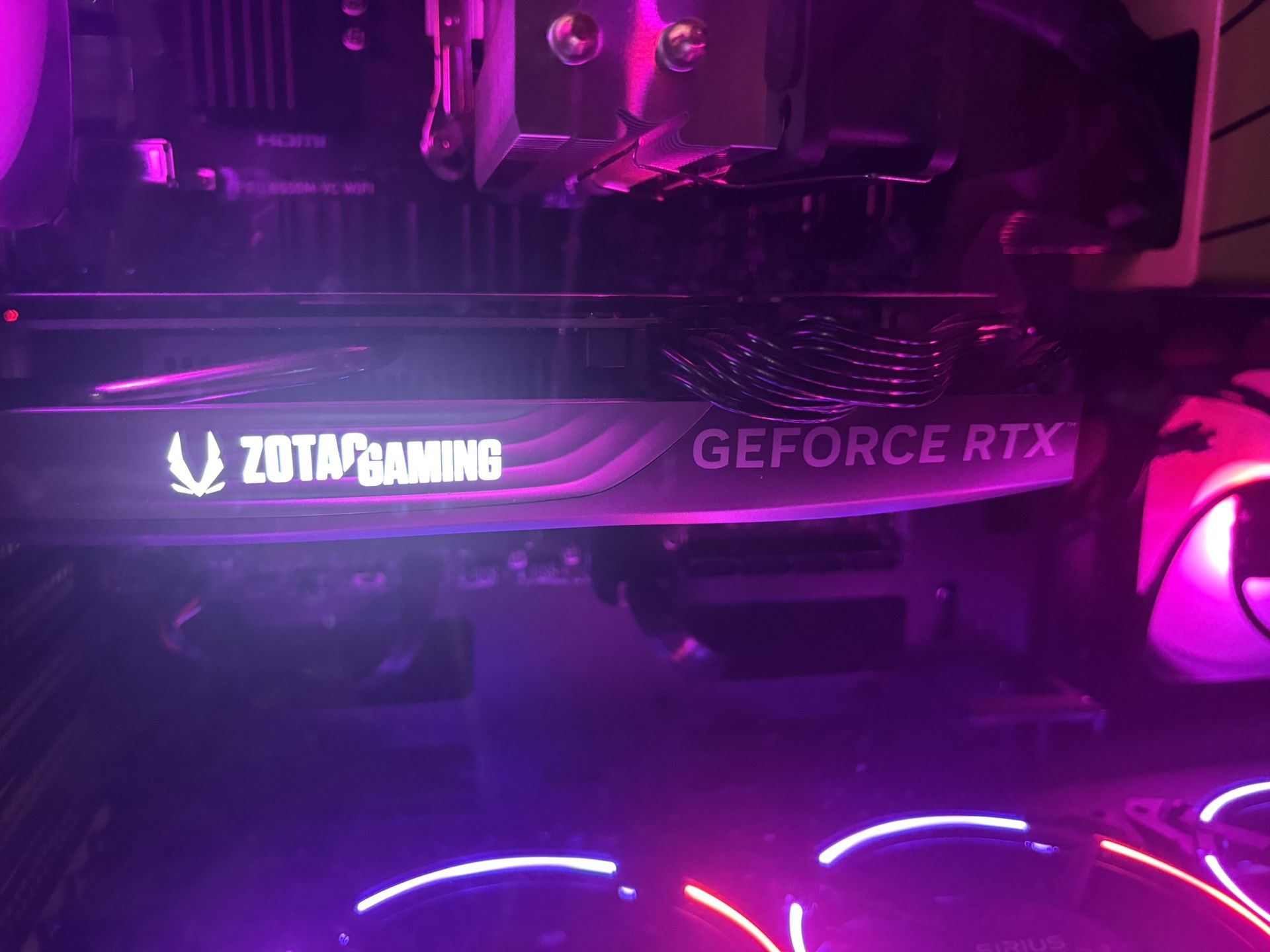 RTX 4060 8GB