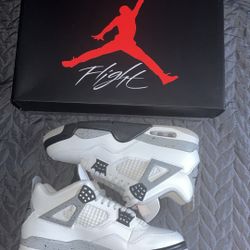 Jordan 4 White Cement 