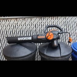 Worx LEAF BLOWER, MULCHES  LEAFS