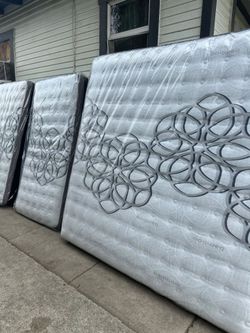 King size Mattress in a plastic sealed