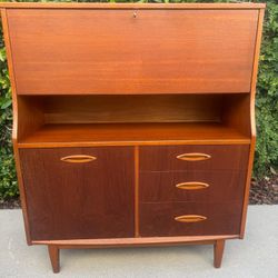 Mid Century Modern Jentique Secretary/ Writing Desk/ Bureau 1960s