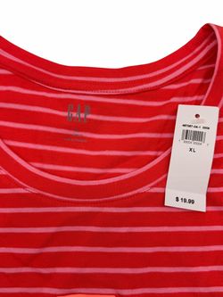 NWT Gap XL Orange & Pink Logo T-shirt (SKU 095)