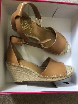 Vince Camuto Espadrille Wedges Tan Leather. Size 6.5