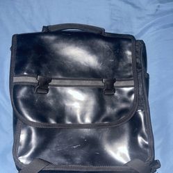 Chrome Industries messenger/backpack 