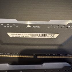 Corsair Vengeance DDR4 16gb RAM Sticks x4 (32gb Total)