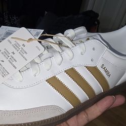 Adidas SAMBA Gold Accents 
