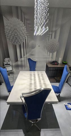 Mesa de comedor para cuatros