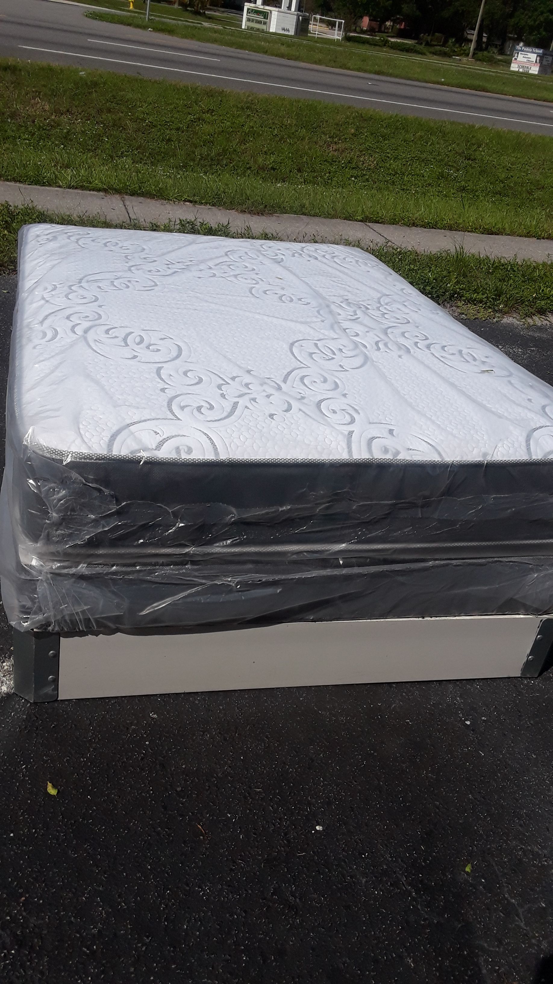 Plush queen size mattress sets 175 free delivery