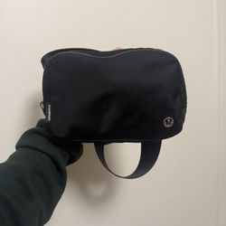 New Lulu Lemon Belt Bag 