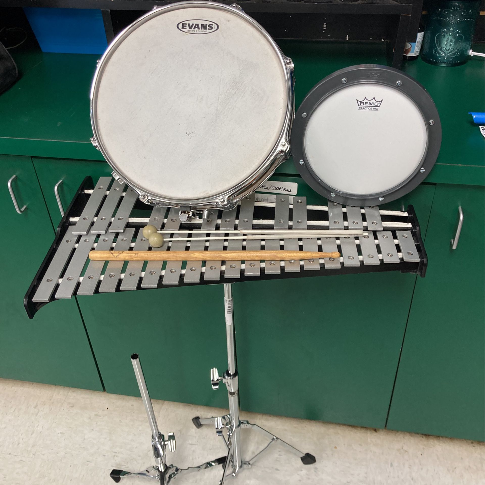 Xylophone And 1 Snare Drum Set 