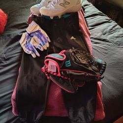 Girls Softball Gear***LIKE NEW***