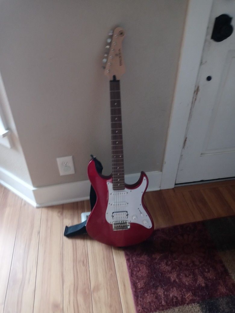 Yamaha Pacifica Electric Guitar