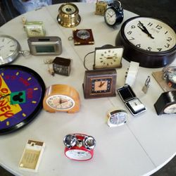 Assorted vintage clocks $125 For All