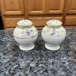 Vintage Porcelain Purple Floral Pair of Salt and Pepper Shakers Hand Painted.  Size approximately 2 1/2 inches tall.  