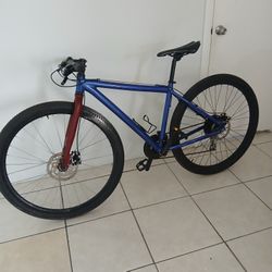 Shimano 29 Frame M 