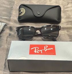 Ray-Ban Sunglasses with Case and Box