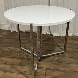 Tri Fold Table