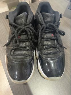 Used Jordan 11 Retro 72-10.  - Size 9