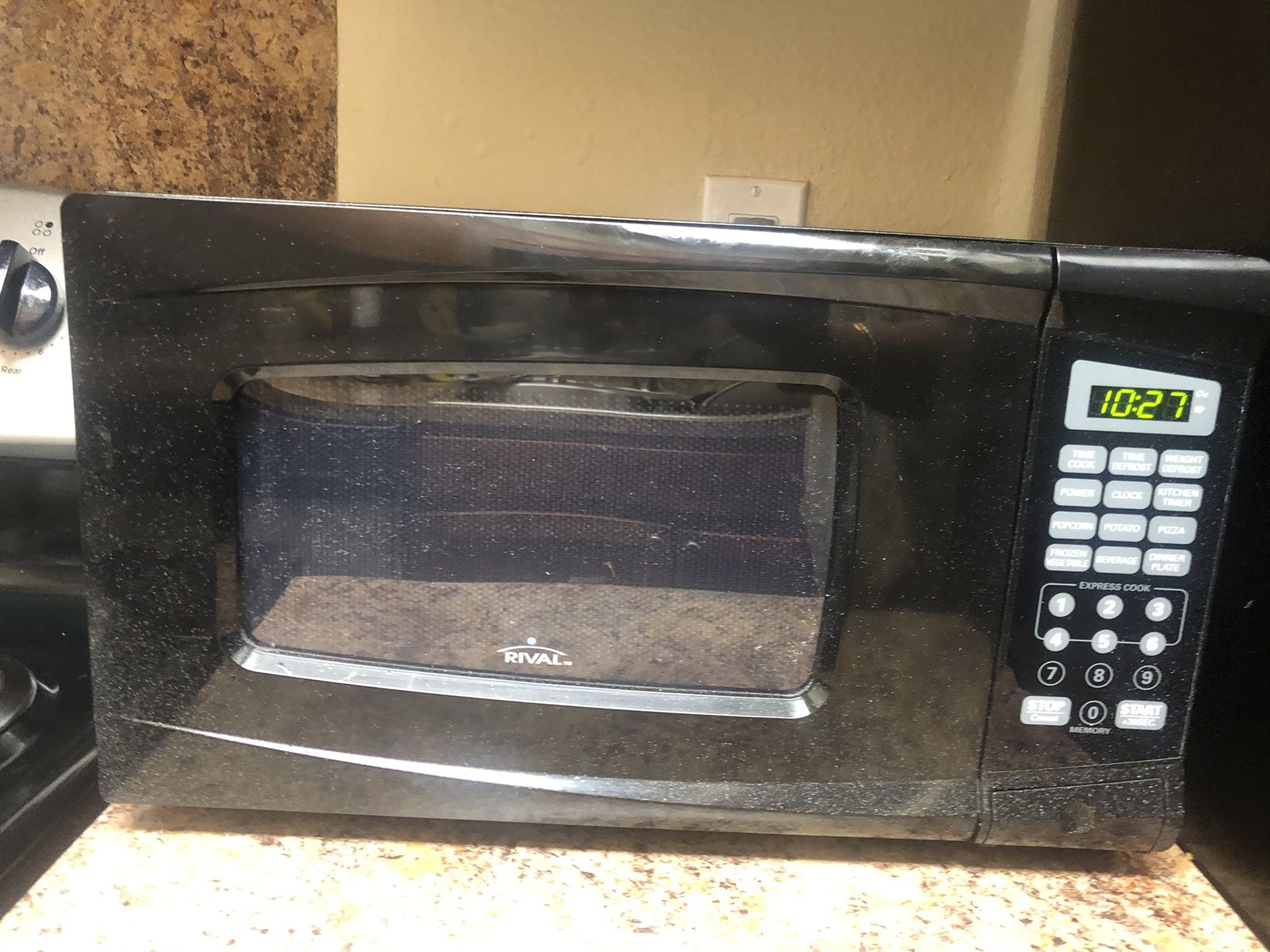 Rival Microwave $20