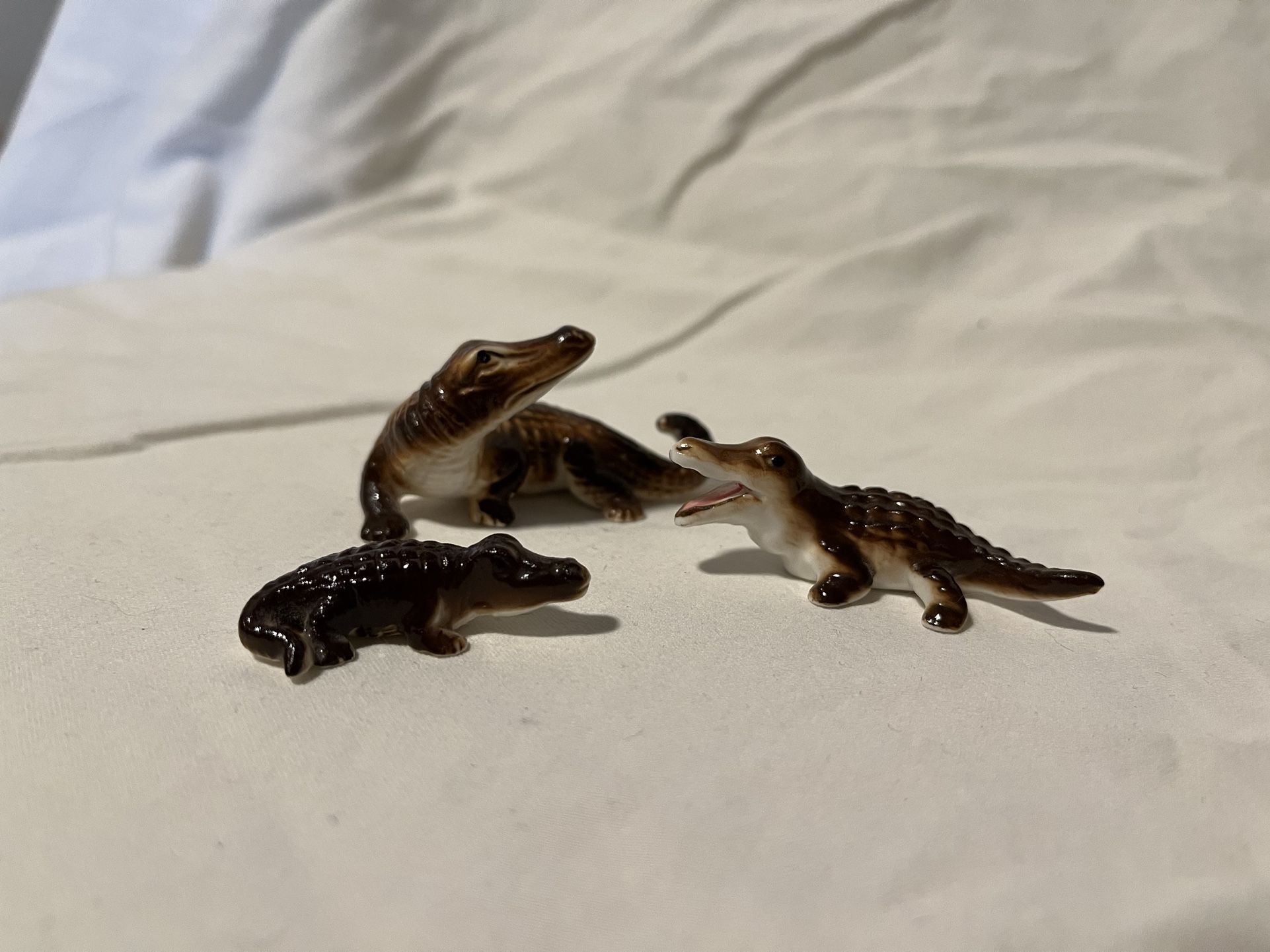 Vintage Miniature Bone China Alligators (Set Of 3)