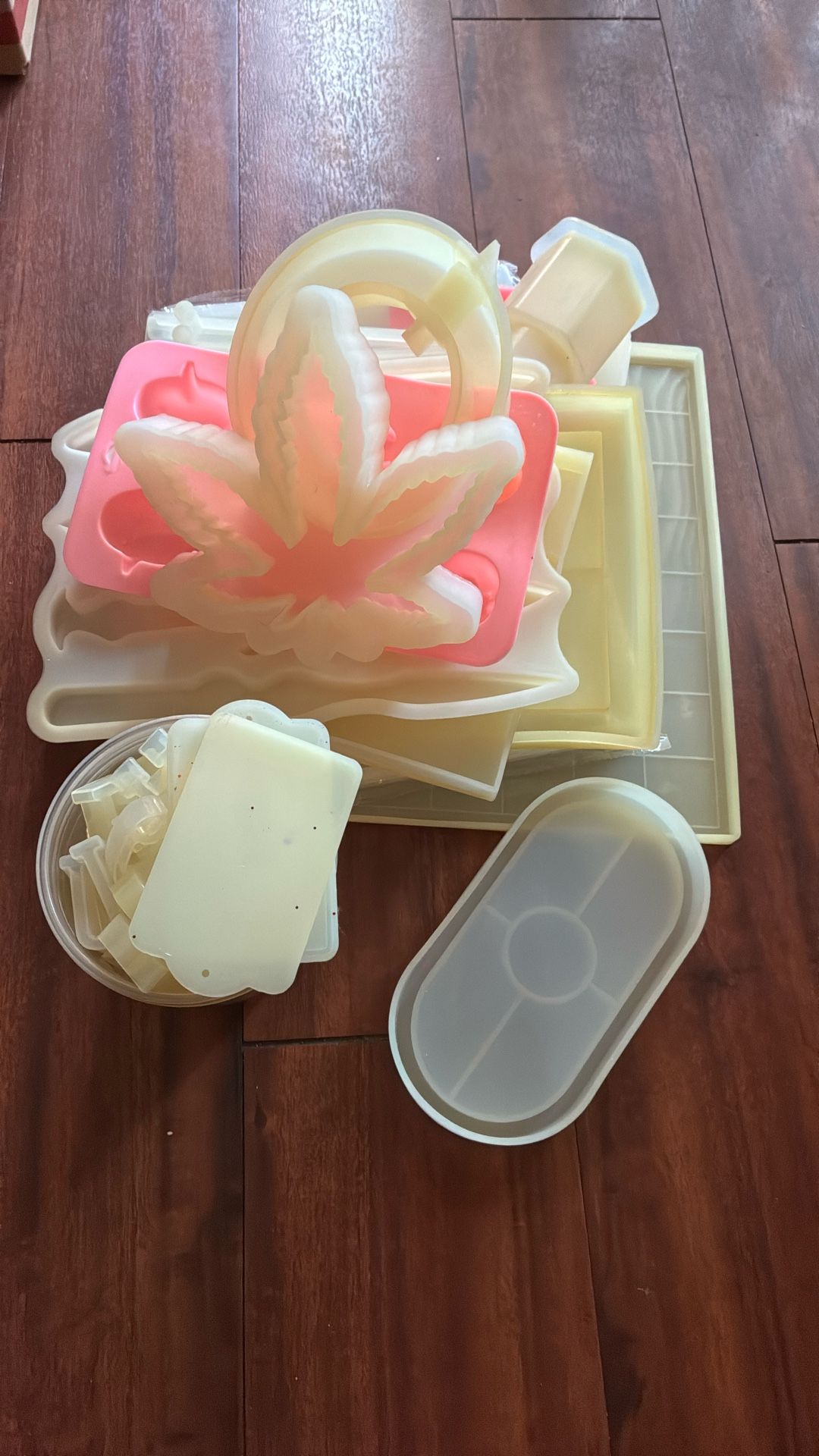 Resin Molds, Glitter