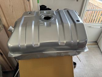 Fuel tank for 1(contact info removed) Tahoe/yukon 2 door