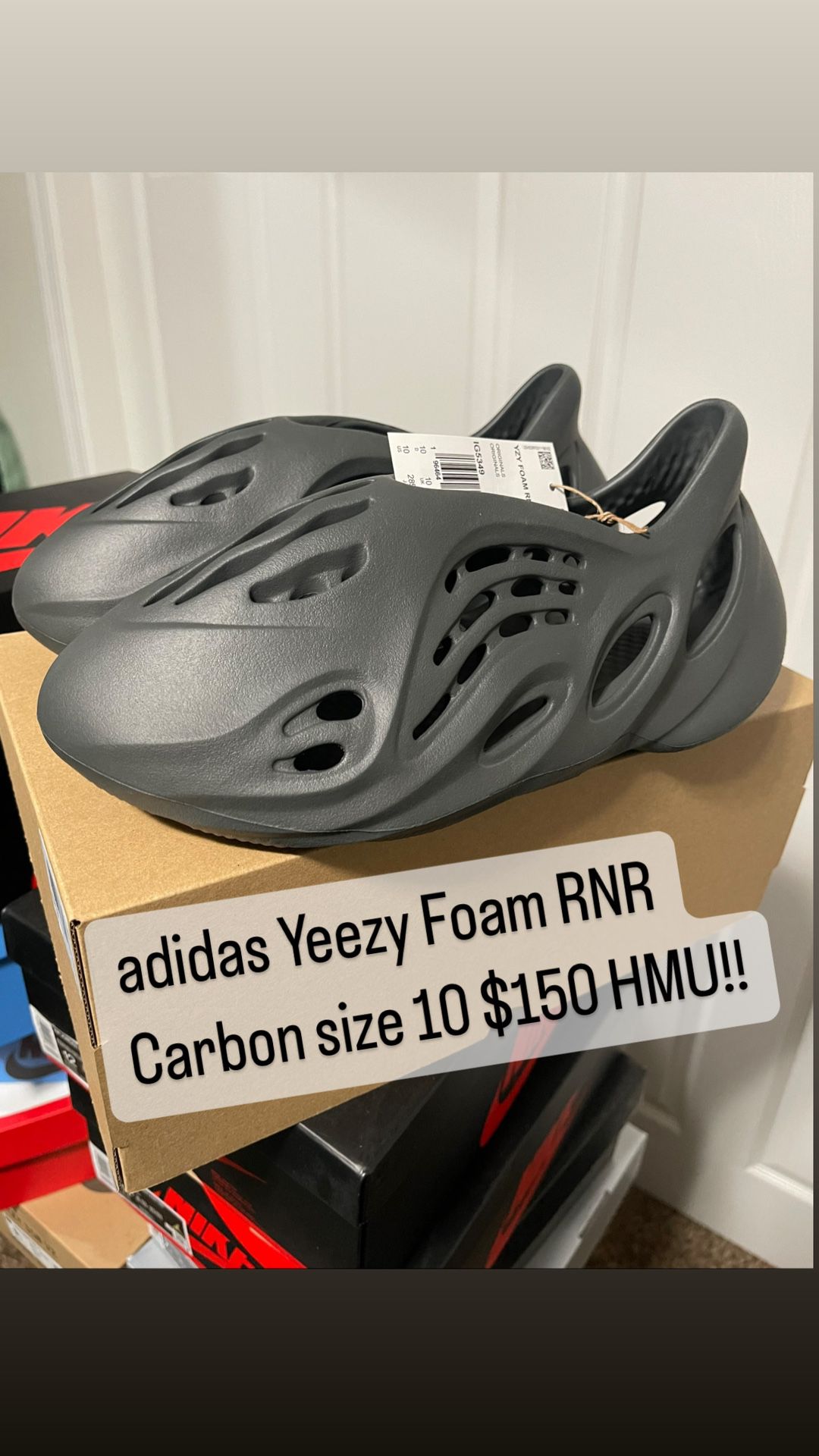 adidas Yeezy Foam RNR Carbon Size 10 for Sale in Acampo, CA